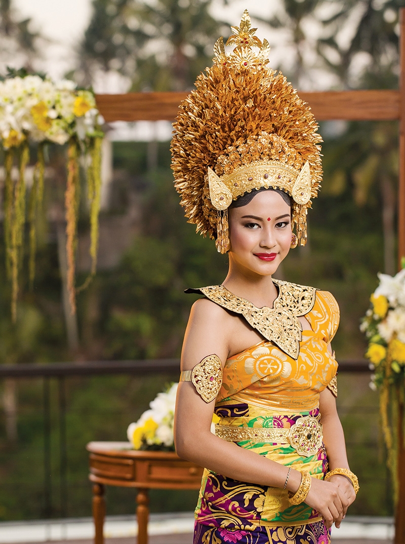 Pancaran Agung Busana Pengantin Bali  Weddingku com